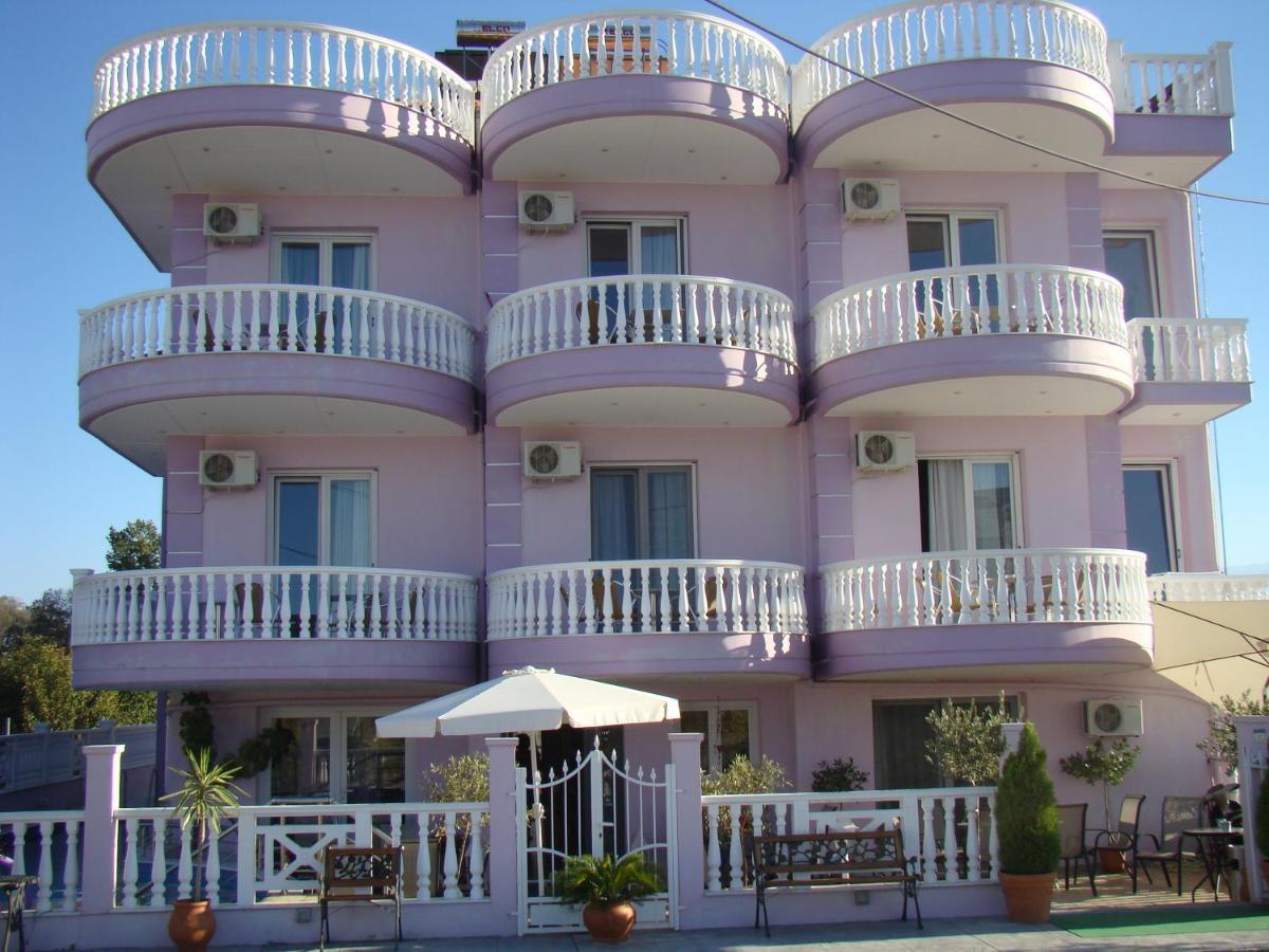 Rainbow Resort Paralía エクステリア 写真