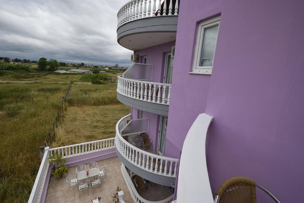 Rainbow Resort Paralía エクステリア 写真